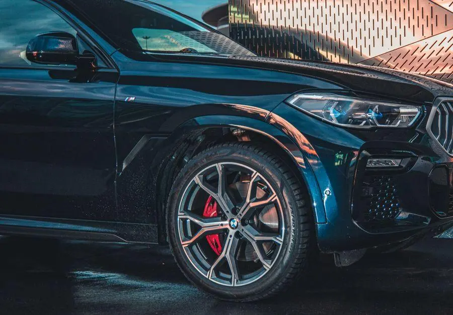 BMW salons